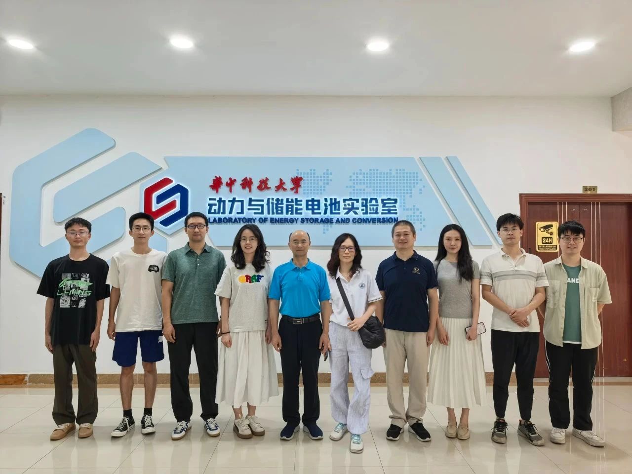 华中科技大学，Nature+1！